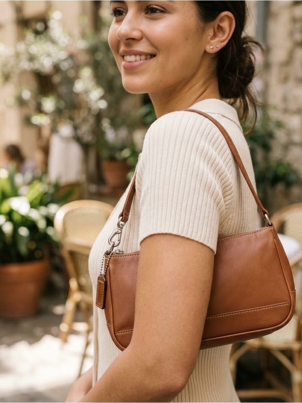 Coach Vintage Hampton Demi Leather Shoulder (pochette) Bag